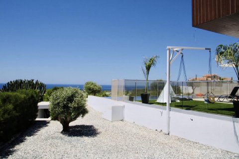 4 bedrooms Villa in Paphos, Cyprus No. 37734 7