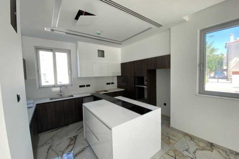 5 bedrooms House in Protaras, Cyprus No. 30239 9