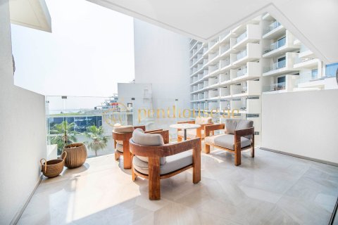 Квартира с 2 спальнями в FIVE Palm Jumeirah, ОАЭ №8062 3