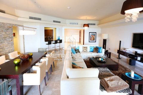 3 bedrooms Apartment in Palm Jumeirah, UAE No. 8085 5