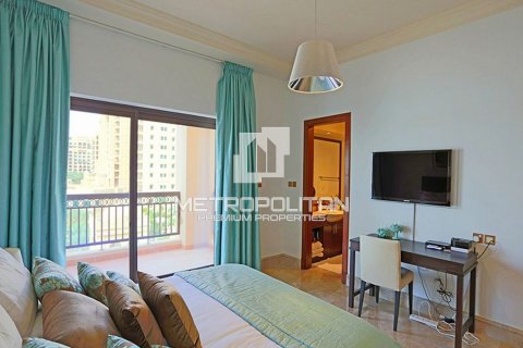 3 bedrooms Apartment in Palm Jumeirah, UAE No. 8085 7