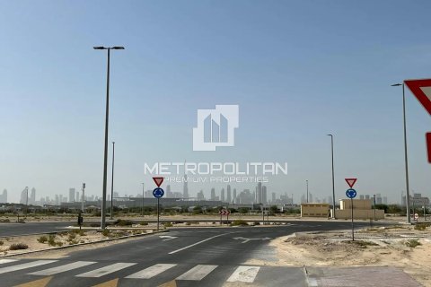 931m² Land in Nad Al Sheba 1, UAE No. 8084 6