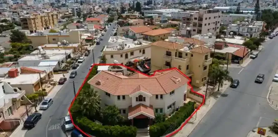 4 dormitorios House en Limassol, Cyprus No. 30252