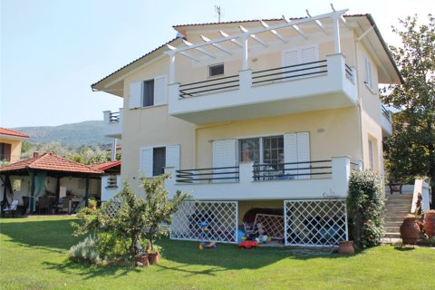 4 dormitorios House en Pieria, Greece No. 57951 1