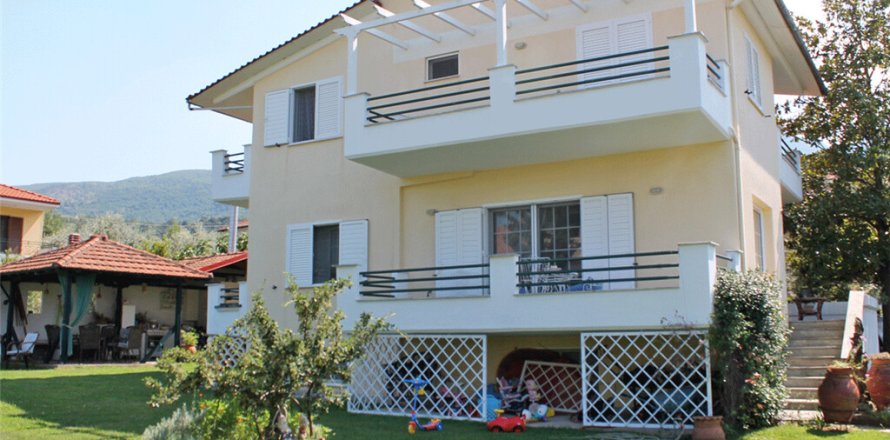 4 dormitorios House en Pieria, Greece No. 57951