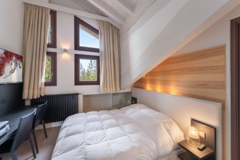 2 bedrooms Apartment in Courchevel, France No. 68562 10