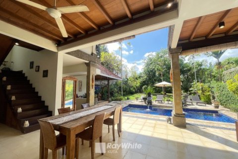 3 bedrooms Villa in Seminyak, Indonesia No. 22672 16