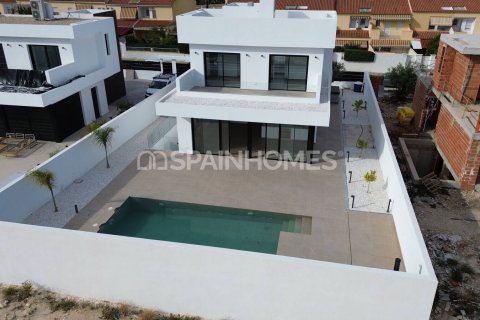 4 bedrooms Villa in Alicante, Spain No. 52858 10