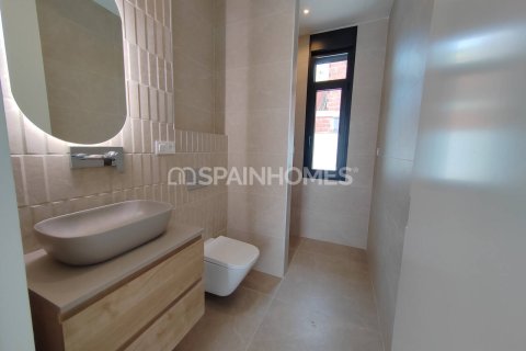 4 bedrooms Villa in Alicante, Spain No. 52858 30