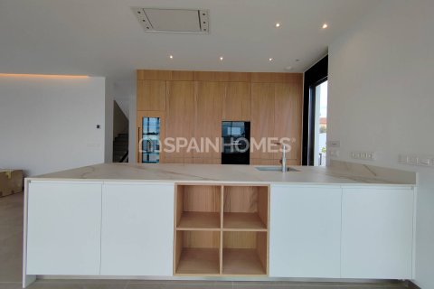 4 bedrooms Villa in Alicante, Spain No. 52858 25