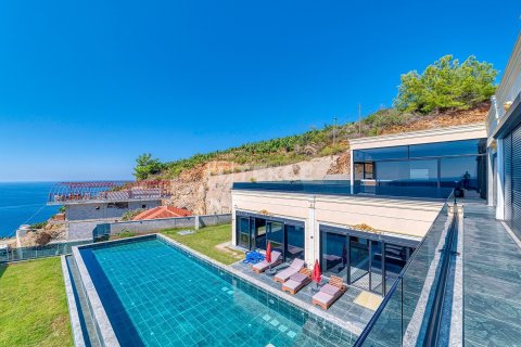 8+1 Villa in Alanya, Turkey No. 20710 2