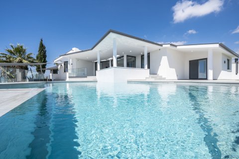 5 dormitorios Villa en Paphos, Cyprus No. 37525 14