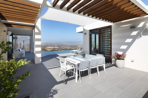 4 bedrooms Villa in Tsada, Cyprus No. 37400 7