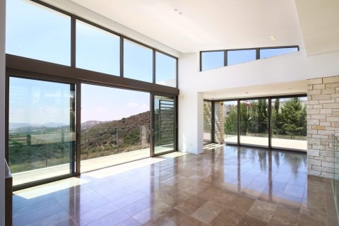 3 bedrooms Villa in Tsada, Cyprus No. 37460 3