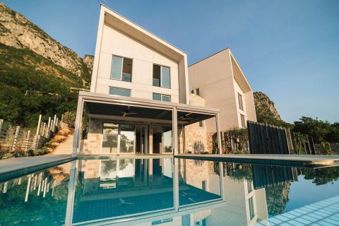 4 bedrooms Villa in Budva, Montenegro No. 69816 4