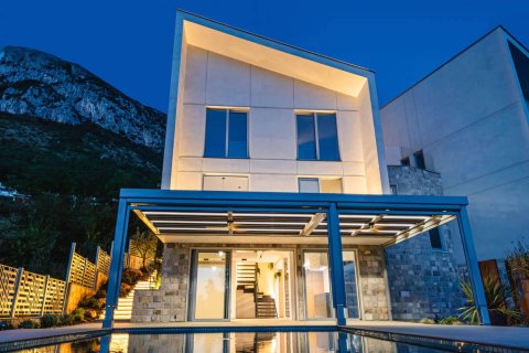 4 bedrooms Villa in Budva, Montenegro No. 69816 6