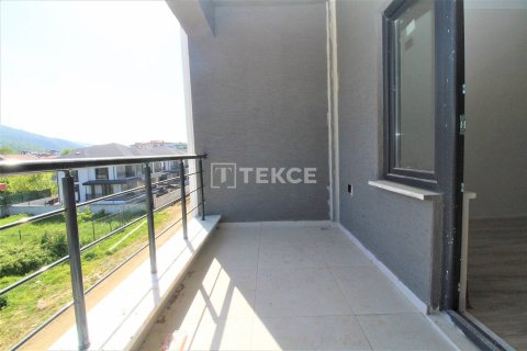 3+1 Apartment en Cinarcik, Turkey No. 11328 15