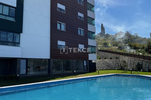 4+1 Apartment en Trabzon, Turkey No. 11298 13