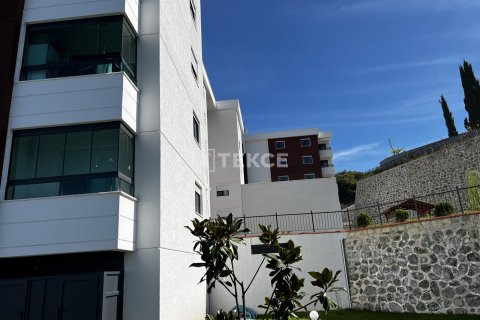 4+1 Apartment in Trabzon, Turkey No. 11298 8