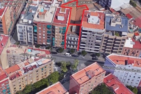 1200m² Commercial property en Valencia, Spain No. 25298 4