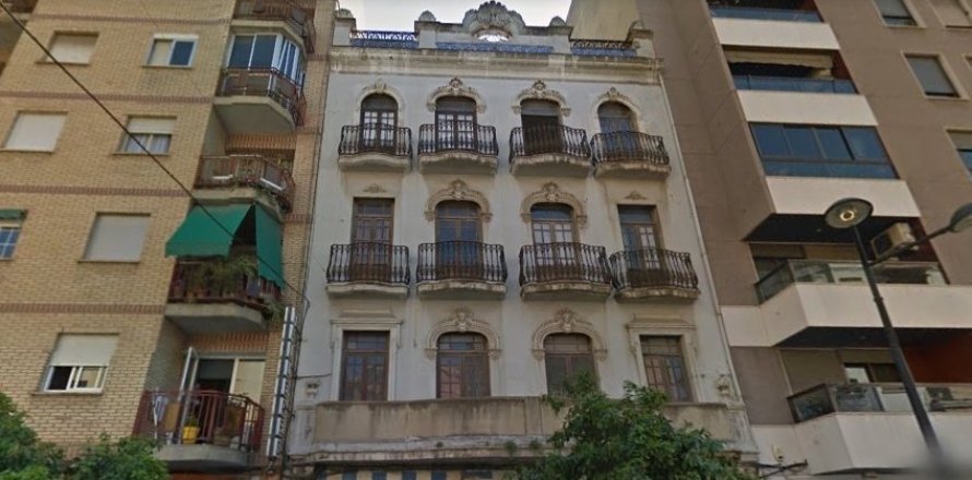 1200m² Commercial property in Valencia, Spain No. 25298