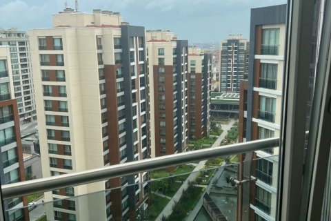 3+1 Apartment en Istanbul, Turkey No. 16425 1