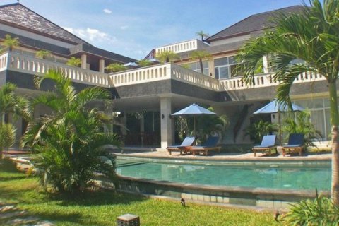 7 bedrooms Villa in Ketewel, Indonesia No. 22953 5