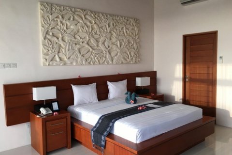 7 bedrooms Villa in Ketewel, Indonesia No. 22953 7