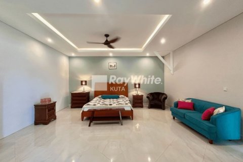 5 bedrooms Villa in Canggu, Indonesia No. 22937 10