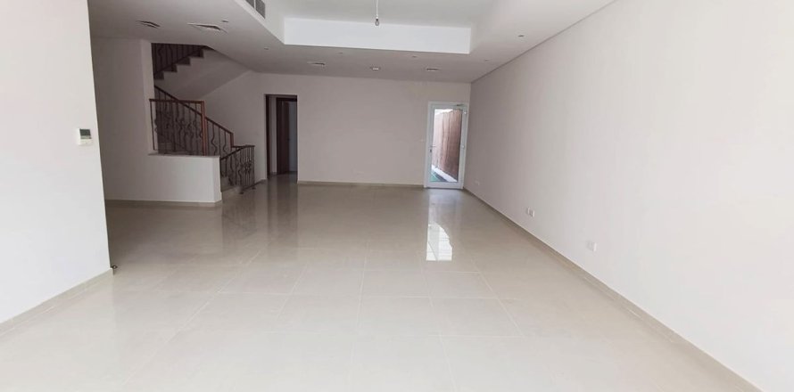 4 dormitorios Townhouse en Khalifa City, UAE No. 6696