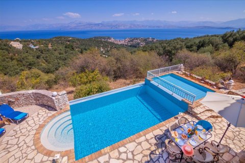 3 dormitorios Villa en Corfu, Greece No. 57995 21