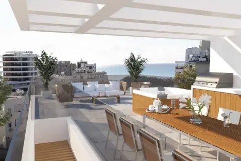 3 bedrooms Penthouse in Larnaca, Cyprus No. 34911 4