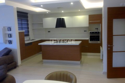 4+1 Apartment en Kusadasi, Turkey No. 70491 24