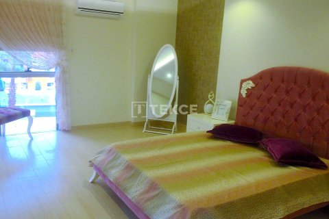 4+1 Apartment en Kusadasi, Turkey No. 70491 28