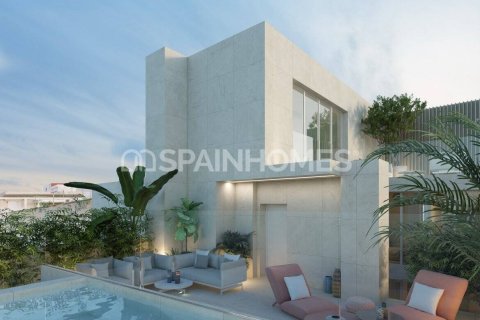 3 bedrooms Penthouse in Torrevieja, Spain No. 25807 16