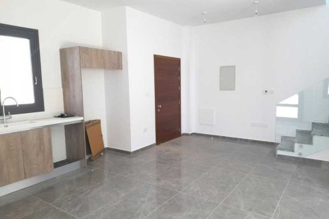 2 dormitorios House en Germasogeia, Cyprus No. 76015 3