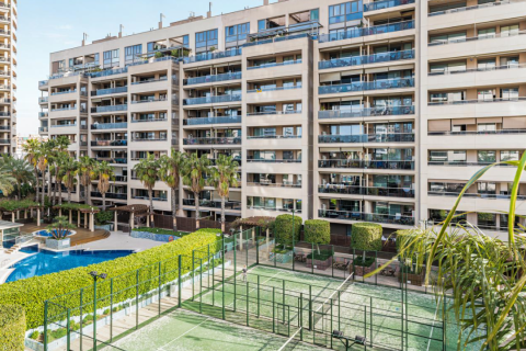 3 bedrooms Apartment in Barcelona, Spain No. 26298 9