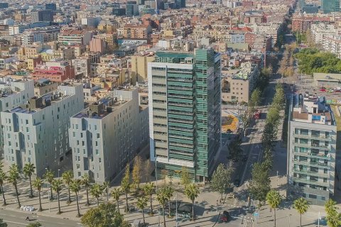 3 chambres Appartement à Barcelona, Spain No. 26357 7