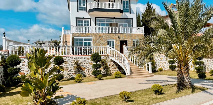 5+1 Apartment en Gazipasa, Turkey No. 14169