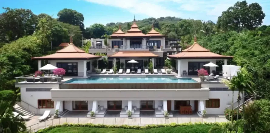 3 bedrooms Villa in Phuket, Thailand No. 75954