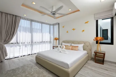 5 bedrooms Villa in Phuket, Thailand No. 75955 7