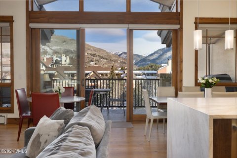 4 bedrooms Condo  in Vail, USA No. 75402 3