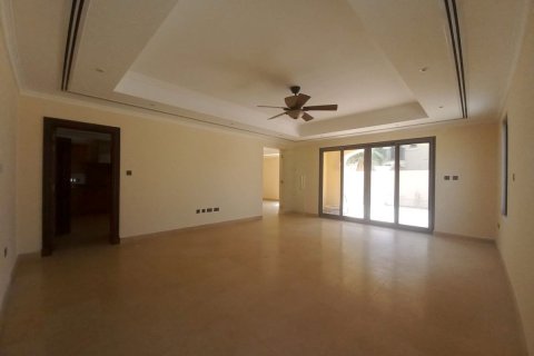 4 bedrooms Townhouse on the Saadiyat Island, UAE No. 10434 2