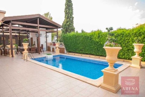 4 bedrooms Villa in Paralimni, Cyprus No. 30718 5