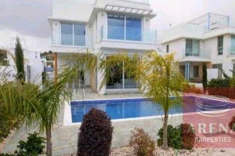 3 bedrooms Villa in Ayia Napa, Cyprus No. 30716 2