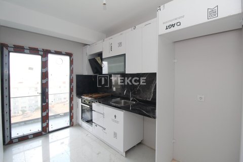 3+1 Apartment in Istanbul, Turkey No. 12498 20