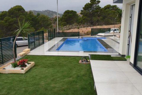 3 bedrooms Villa in Finestrat, Spain No. 25593 6