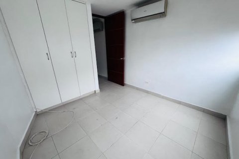 3 dormitorios Apartment en Panamá, Panama No. 70649 19