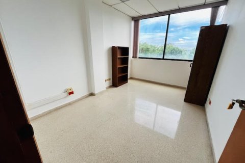 90m² Office en Panamá, Panama No. 70638 18