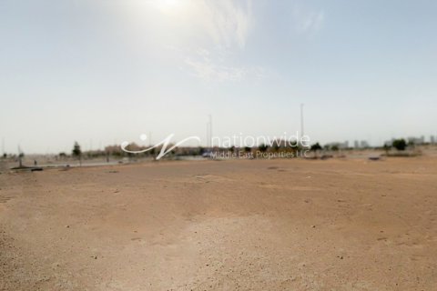 3835.8m² Land en Mohamed Bin Zayed City, UAE No. 3303 4